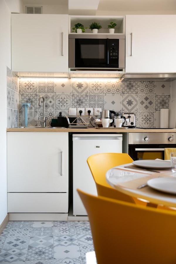 Appartamento Duplex Avec Terrasse - Hyper-Centre De Tolone Esterno foto